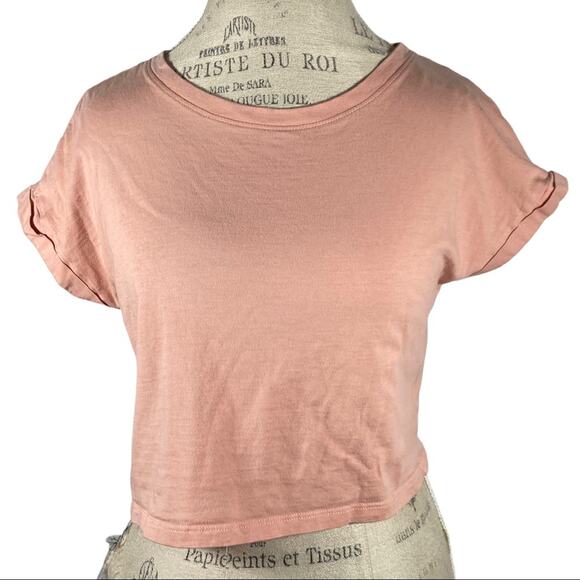 Divided H&M Women’s Pink Crewneck Cuffed Short Sleeve Crop Top Size Small - Picture 1 of 7